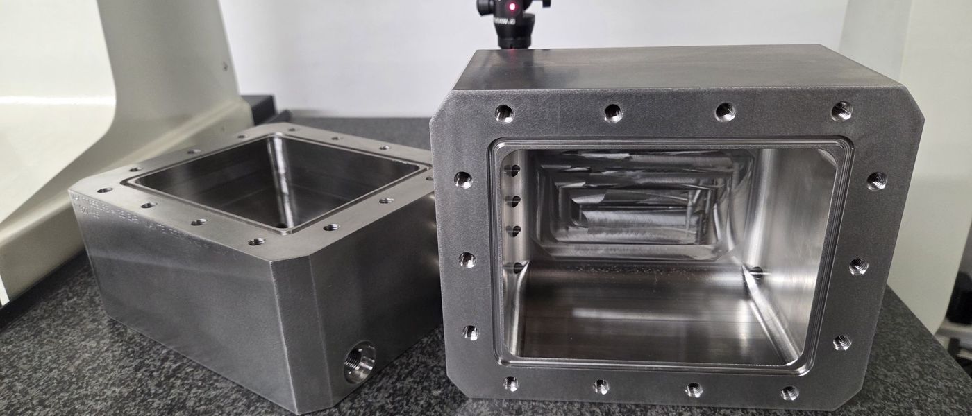 Pharmaceutical CNC machining of precision stainless steel housings for production machinery