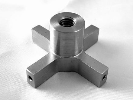 CNC machined Hastelloy C276 stirrer for pharmaceutical processing